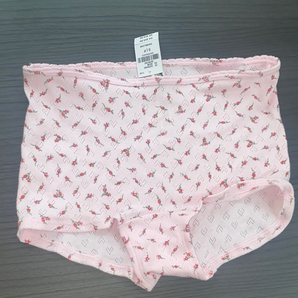 NWT VS PINK Floral Boyshort Panties S